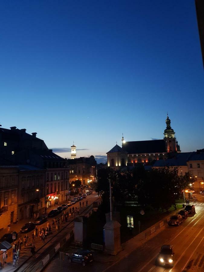 Baker'S Street Hostel ลวีฟ ภายนอก รูปภาพ